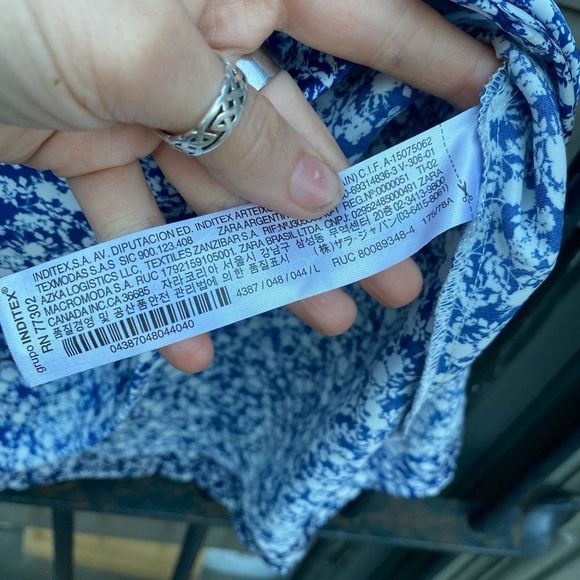 Zara 🐾 NWT Blue & White FLORAL PRINT MINI SKIRT Size Large - Picture 4 of 10